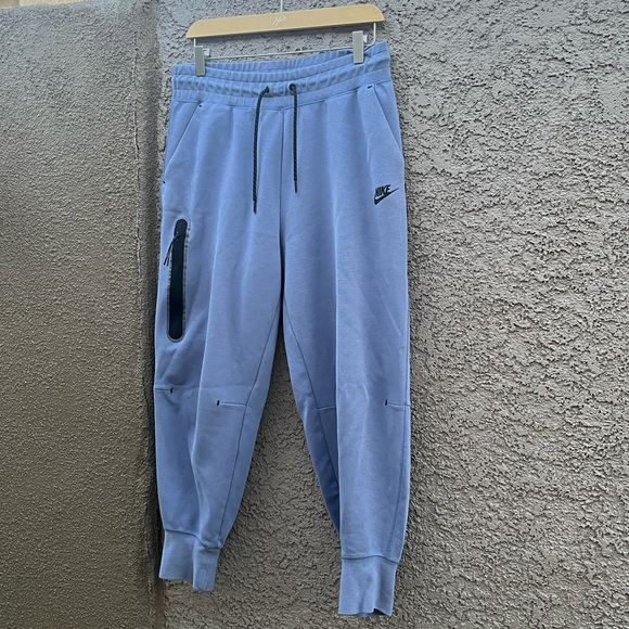 Nike Tech men’s jogger / Medium - Picture 3 of 7